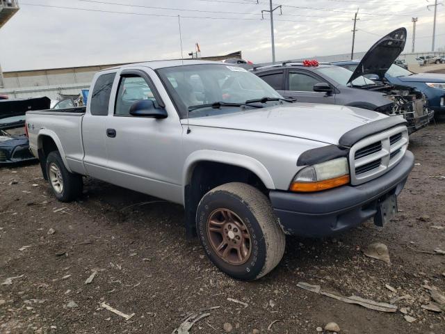 1D7HG12X23S267203 - 2003 DODGE DAKOTA SXT SILVER photo 4