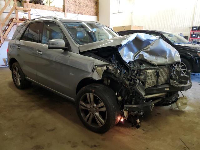 4JGDA2EB9CA001789 - 2012 MERCEDES-BENZ ML 350 BLUETEC SILVER photo 4