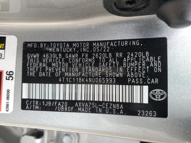 4T1C11BK4NU065993 - 2022 TOYOTA CAMRY LE SILVER photo 12