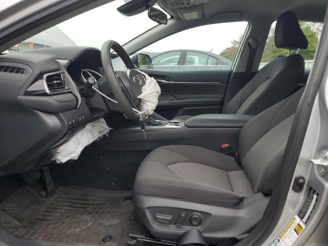 4T1C11BK4NU065993 - 2022 TOYOTA CAMRY LE SILVER photo 7