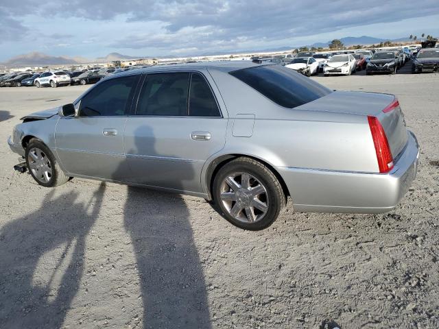 1G6KD57Y66U185696 - 2006 CADILLAC DTS SILVER photo 2