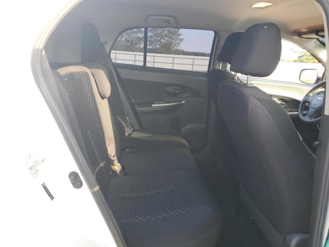 JTKKUPB44D1038958 - 2013 TOYOTA SCION XD WHITE photo 10
