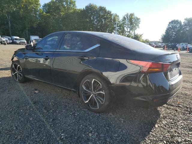 1N4BL4CVXPN411844 - 2023 NISSAN ALTIMA SR BLACK photo 2