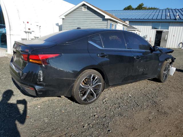 1N4BL4CVXPN411844 - 2023 NISSAN ALTIMA SR BLACK photo 3