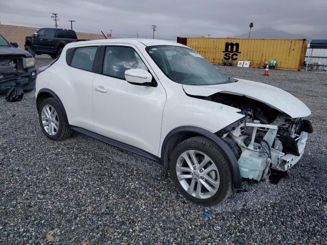 JN8AF5MR5GT609087 - 2016 NISSAN JUKE S WHITE photo 4