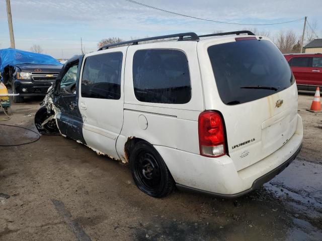 1GNDV23LX5D280053 - 2005 CHEVROLET UPLANDER LS WHITE photo 2