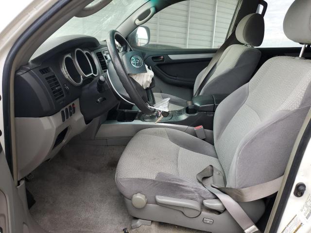 JTEZU14R048011609 - 2004 TOYOTA 4RUNNER SR5 WHITE photo 7