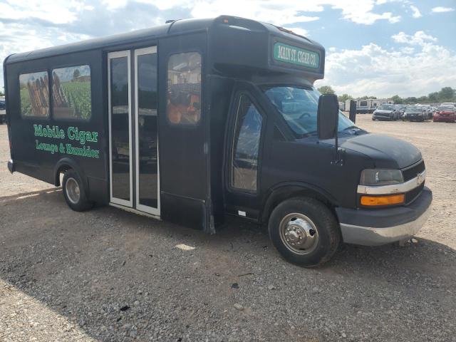 1GB3G3BG4B1106814 - 2011 CHEVROLET EXPRESS G3 BLACK photo 4