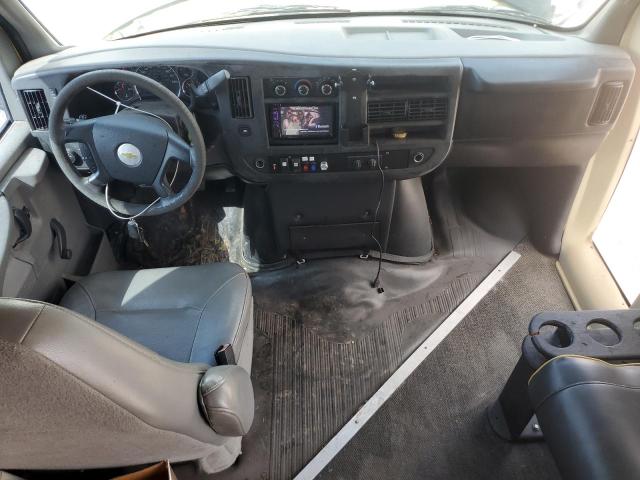 1GB3G3BG4B1106814 - 2011 CHEVROLET EXPRESS G3 BLACK photo 8