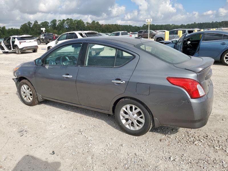 3N1CN7AP3JL842731 - 2018 NISSAN VERSA S SILVER photo 2