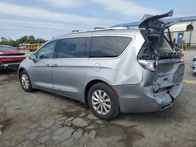 2C4RC1BG8JR263035 - 2018 CHRYSLER PACIFICA TOURING L Gümüş fotoğraf 2