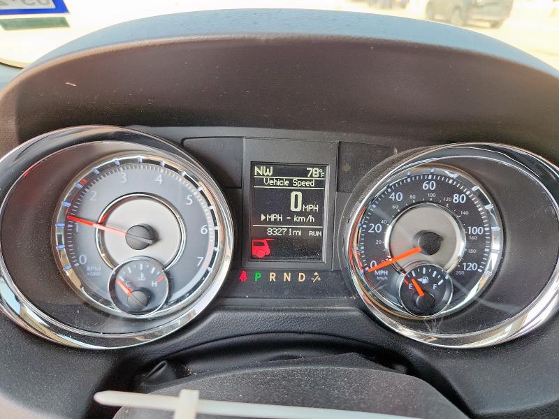 2C4RC1BG8FR618454 - 2015 CHRYSLER TOWN & COU TOURING MAROON photo 9