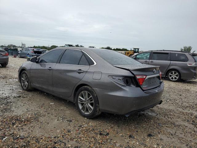 4T1BF1FK4HU711917 - 2017 TOYOTA CAMRY LE GRAY photo 2