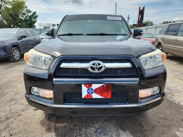 JTEBU5JR7B5046028 - 2011 TOYOTA 4RUNNER SR5 შავი ფოტო 5