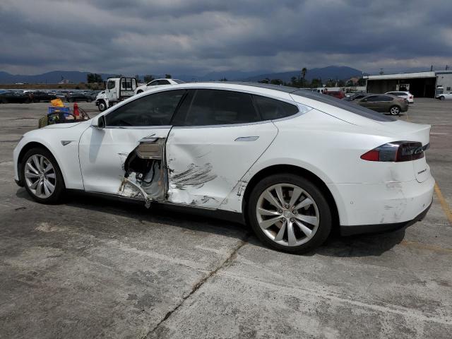 5YJSA1E22GF129262 - 2016 TESLA MODEL S Белый фото 2