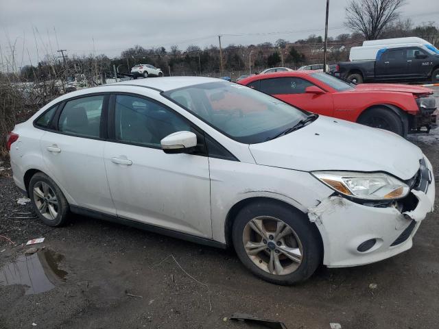 1FADP3F27DL226134 - 2013 FORD FOCUS SE WHITE photo 4