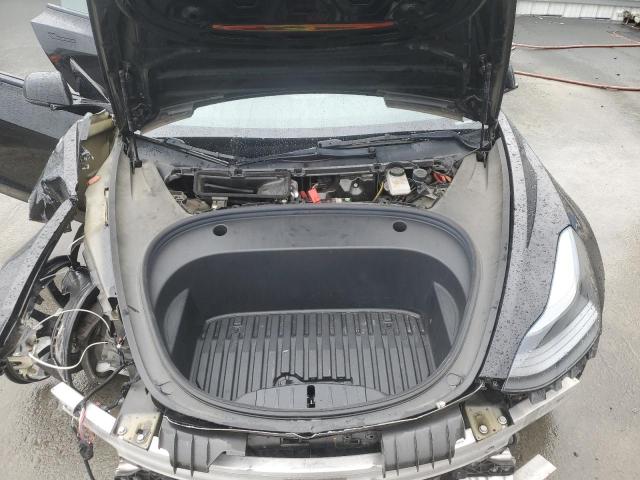 5YJ3E1EAXNF290861 - 2022 TESLA MODEL 3 Schwarz Foto 11