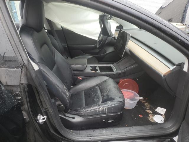 5YJ3E1EAXNF290861 - 2022 TESLA MODEL 3 Schwarz Foto 7