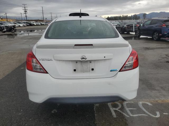 3N1CN7AP6GL841159 - 2016 NISSAN VERSA S WHITE photo 6