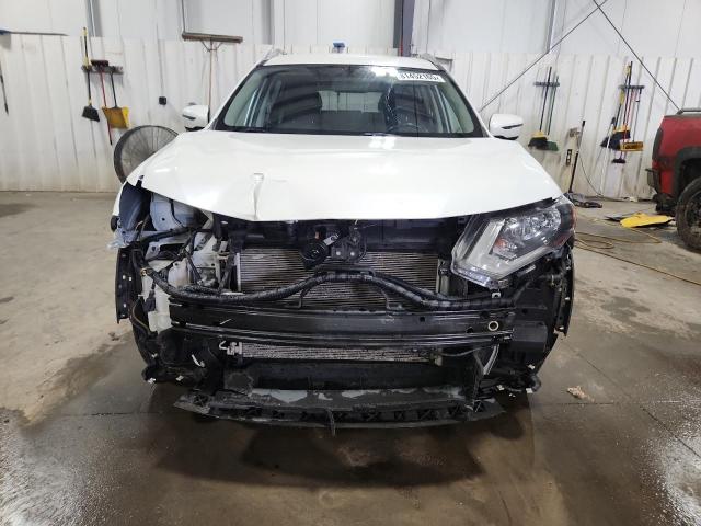 JN8AT2MV2HW250334 - 2017 NISSAN ROGUE S WHITE photo 5