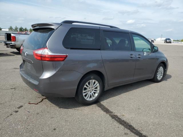 5TDYK3DC9FS574329 - 2015 TOYOTA SIENNA XLE GRAY photo 3