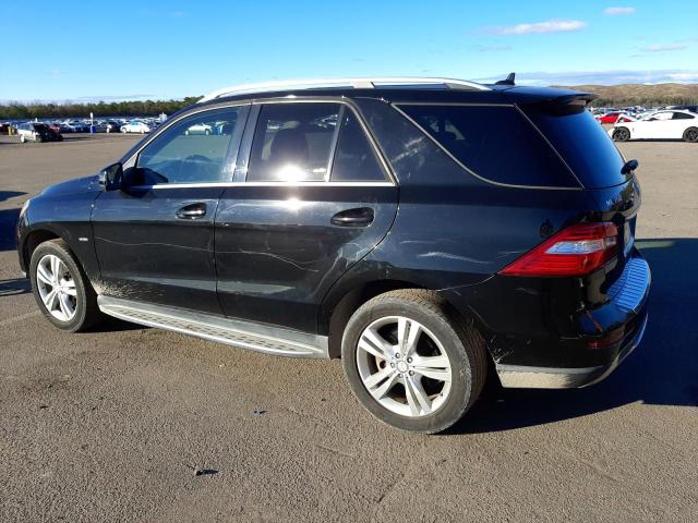 4JGDA5HB0CA019076 - 2012 MERCEDES-BENZ ML 350 4MATIC BLACK photo 2