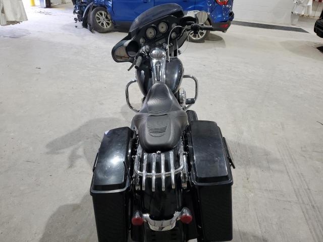 1HD1KB419AB607693 - 2010 HARLEY-DAVIDSON FLHX BLACK photo 6