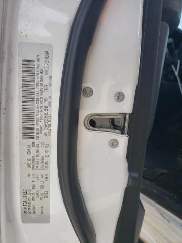 1C6RR6KG9HS615938 - 2017 RAM 1500 ST WHITE photo 12