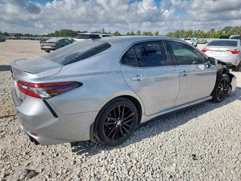4T1K61AK8PU839017 - 2023 TOYOTA CAMRY XSE SILVER photo 3