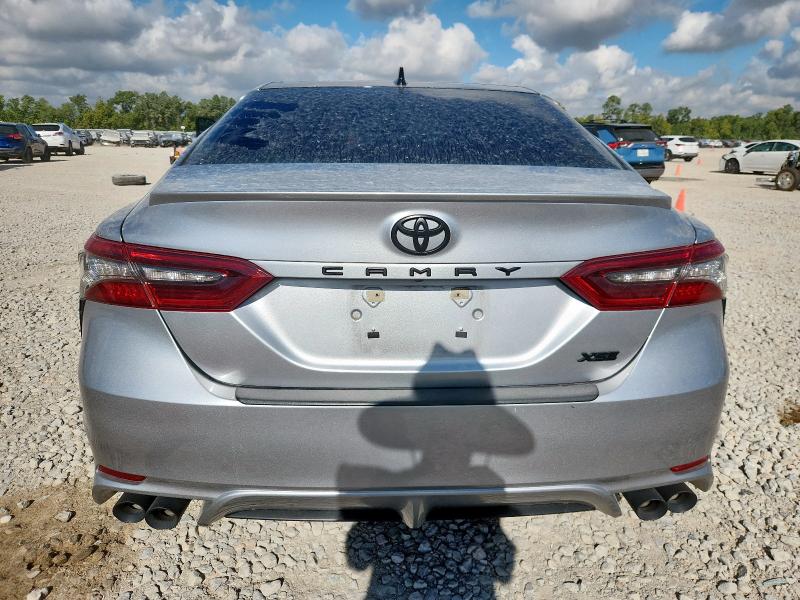 4T1K61AK8PU839017 - 2023 TOYOTA CAMRY XSE SILVER photo 6