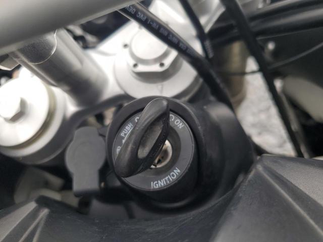 SMTE06BFXDJ561124 - 2013 TRIUMPH MOTORCYCLE TIGER 800XC ABS WHITE photo 8