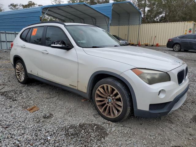 WBAVM1C52EVW47871 - 2014 BMW X1 SDRIVE28I WHITE photo 4