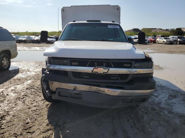 1GBJC34U31F107654 - 2001 CHEVROLET SILVERADO C3500 WHITE photo 5