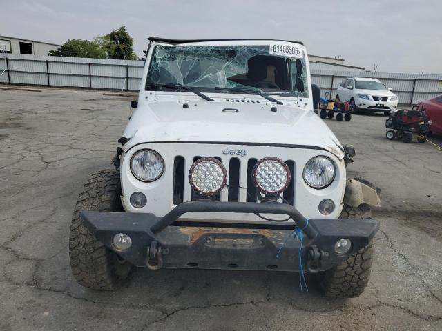 1C4AJWAGXFL746995 - 2015 JEEP WRANGLER SPORT WHITE photo 5