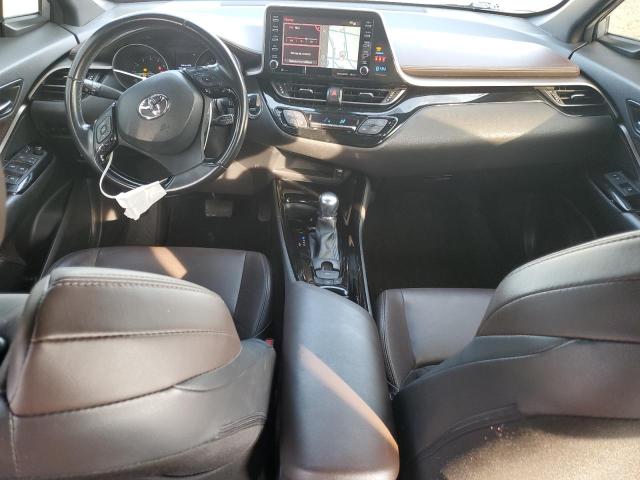 JTNKHMBX7K1019396 - 2019 TOYOTA C-HR XLE Srebrny zdjęcie 8