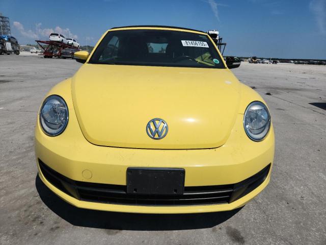 3VW517AT2EM821400 - 2014 VOLKSWAGEN BEETLE 黄色 照片 5