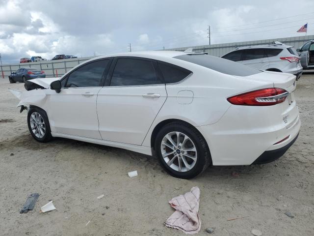 3FA6P0HD7LR104444 - 2020 FORD FUSION SE 白色 照片 2