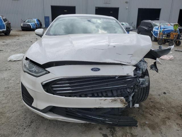 3FA6P0HD7LR104444 - 2020 FORD FUSION SE 白色 照片 5