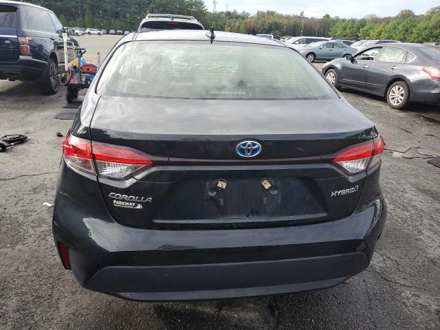 JTDEAMDE1MJ016062 - 2021 TOYOTA COROLLA LE BLACK photo 6