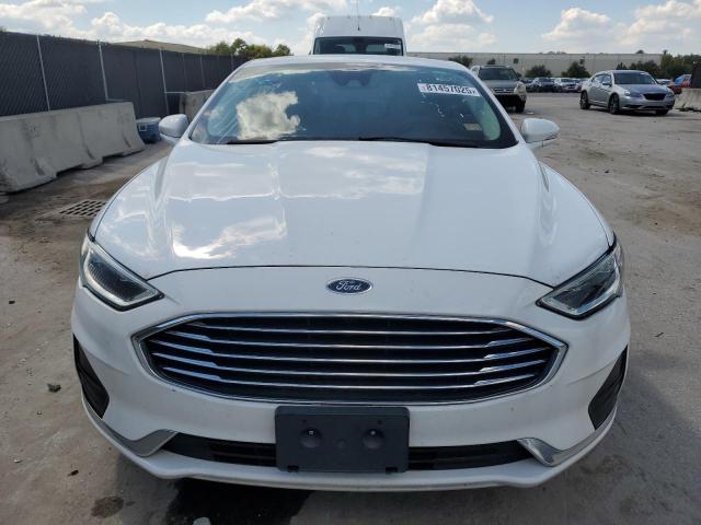 3FA6P0CD6KR233944 - 2019 FORD FUSION SEL Ақ фото 5
