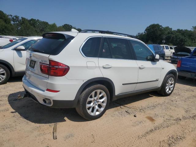5UXZV4C59D0E01139 - 2013 BMW X5 XDRIVE35I أبيض صورة 3