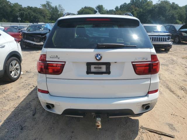 5UXZV4C59D0E01139 - 2013 BMW X5 XDRIVE35I أبيض صورة 6