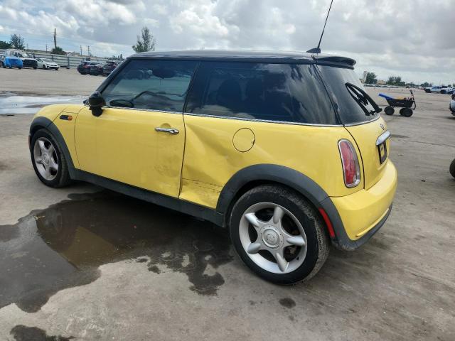 WMWRC33505TJ71258 - 2005 MINI COOPER 黄色 照片 2