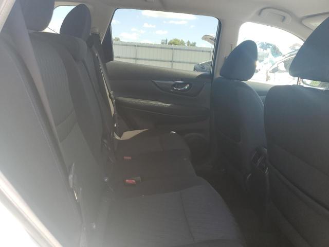 5N1AT2MTXHC829384 - 2017 NISSAN ROGUE S WHITE photo 11