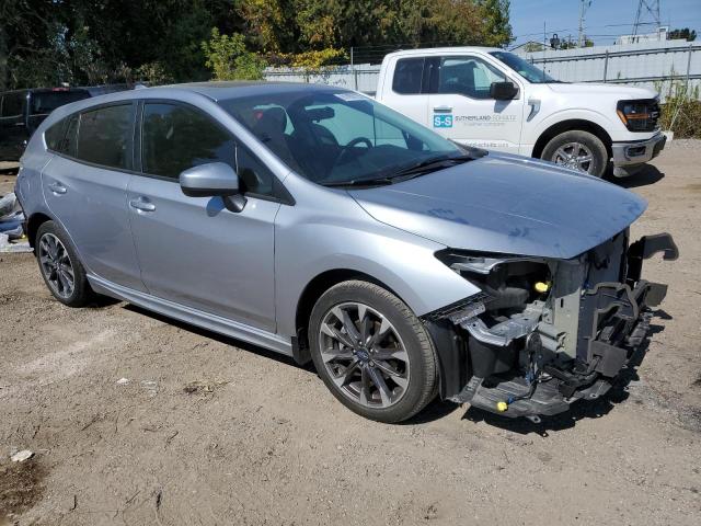 4S3GTAE62N1722791 - 2022 SUBARU IMPREZA SPORT 银色 照片 4