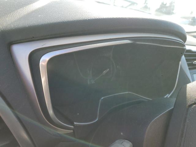 3FA6P0H79GR240641 - 2016 FORD FUSION SE SILVER photo 9