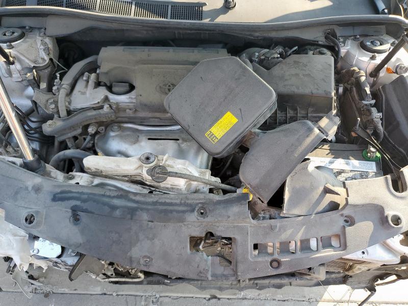 4T1BF1FKXCU503940 - 2012 TOYOTA CAMRY BASE SILVER photo 11