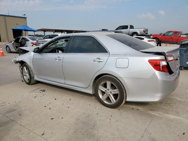 4T1BF1FKXCU503940 - 2012 TOYOTA CAMRY BASE SILVER photo 2