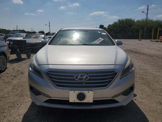5NPE24AF0HH486222 - 2017 HYUNDAI SONATA SE ვერცხლისფერი ფოტო 5