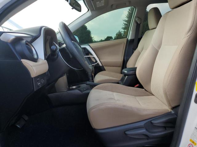 JTMRFREVXD5000689 - 2013 TOYOTA RAV4 XLE WHITE photo 7